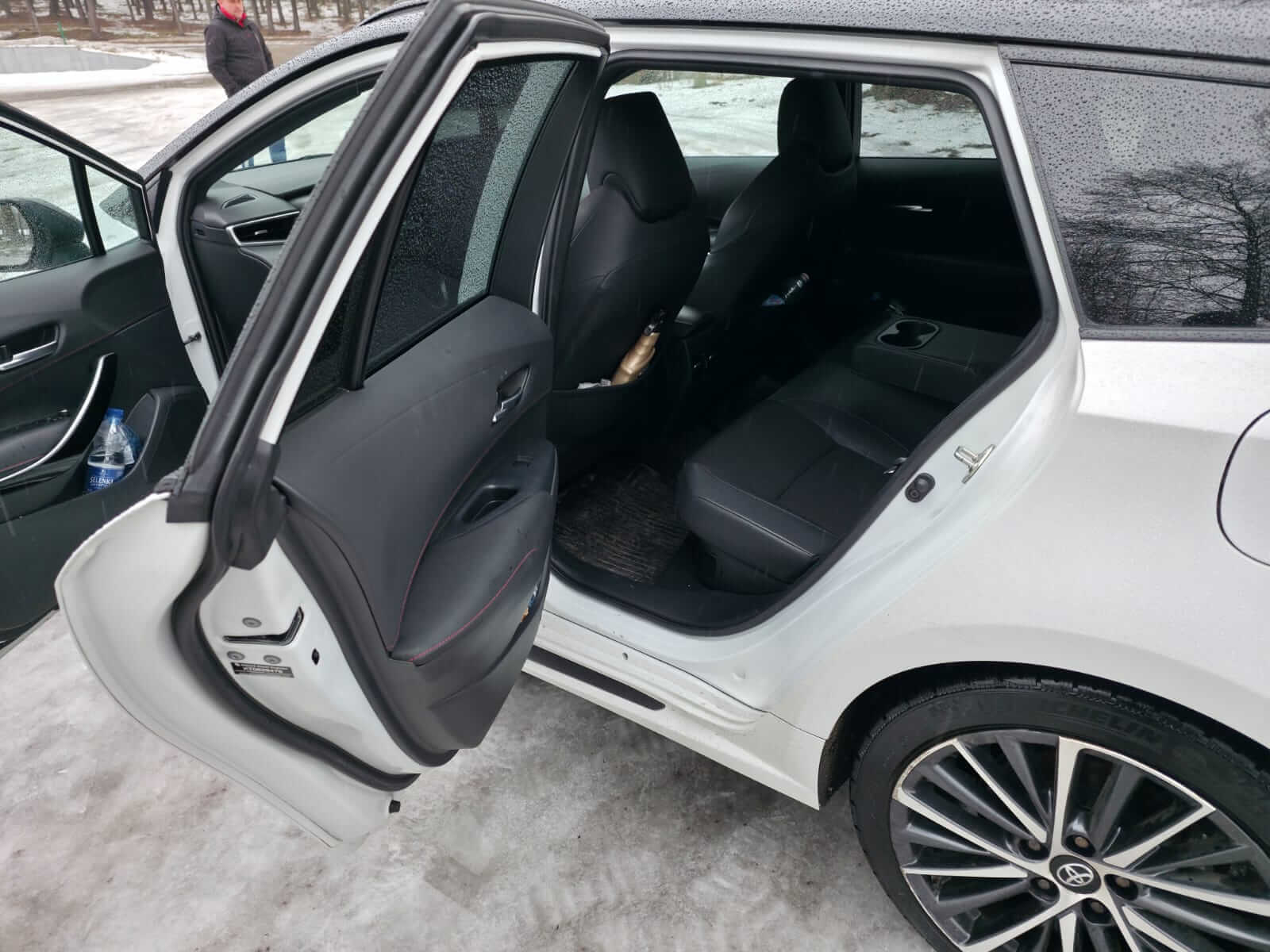 WhatsApp Image 2026-02-22 at 20.48.25